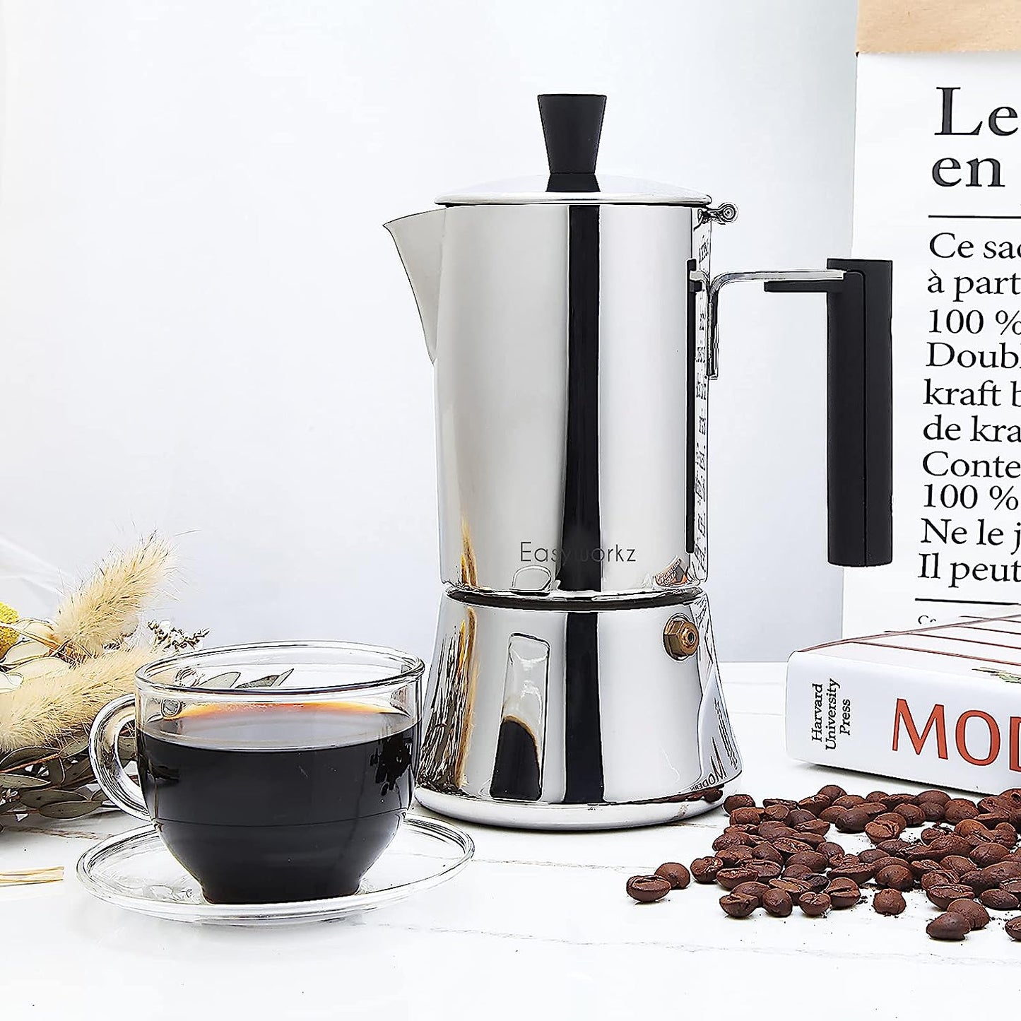 cafetière italienne pour induction sur table livre tasse cafe en verre grain cafe decor