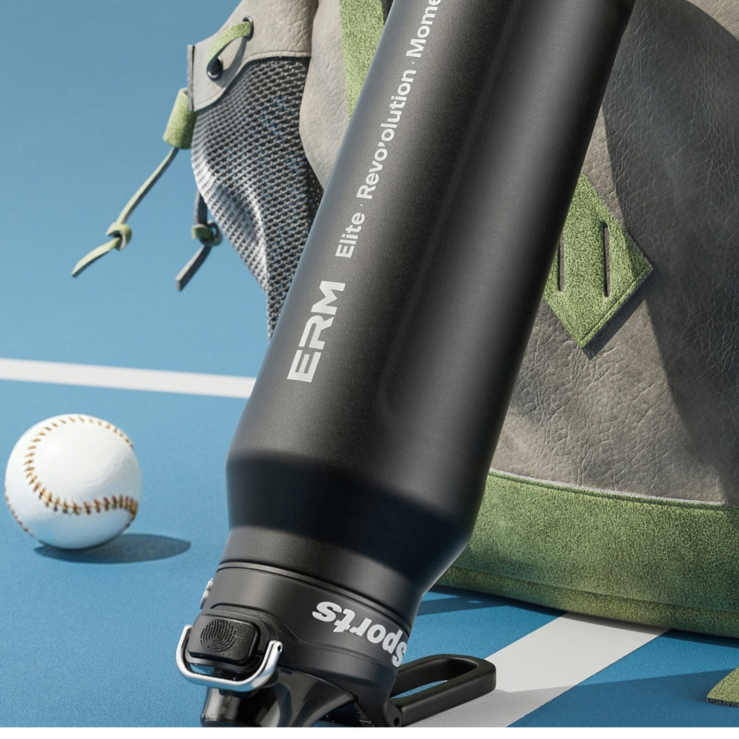 gourdes isotherme noire a cote sac sport et balle tennis