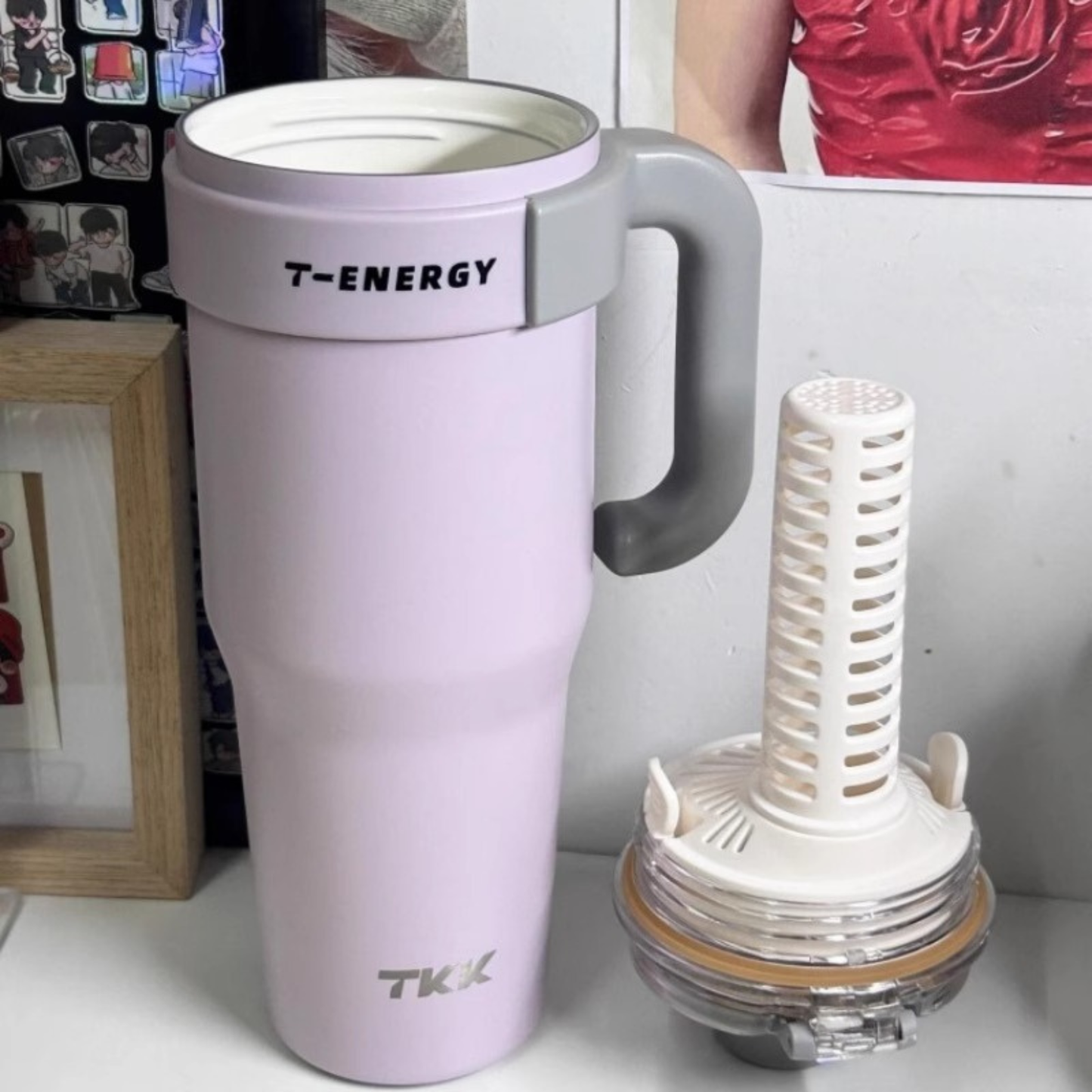 mug etanche isotherme mauve ouvert avec infuseur