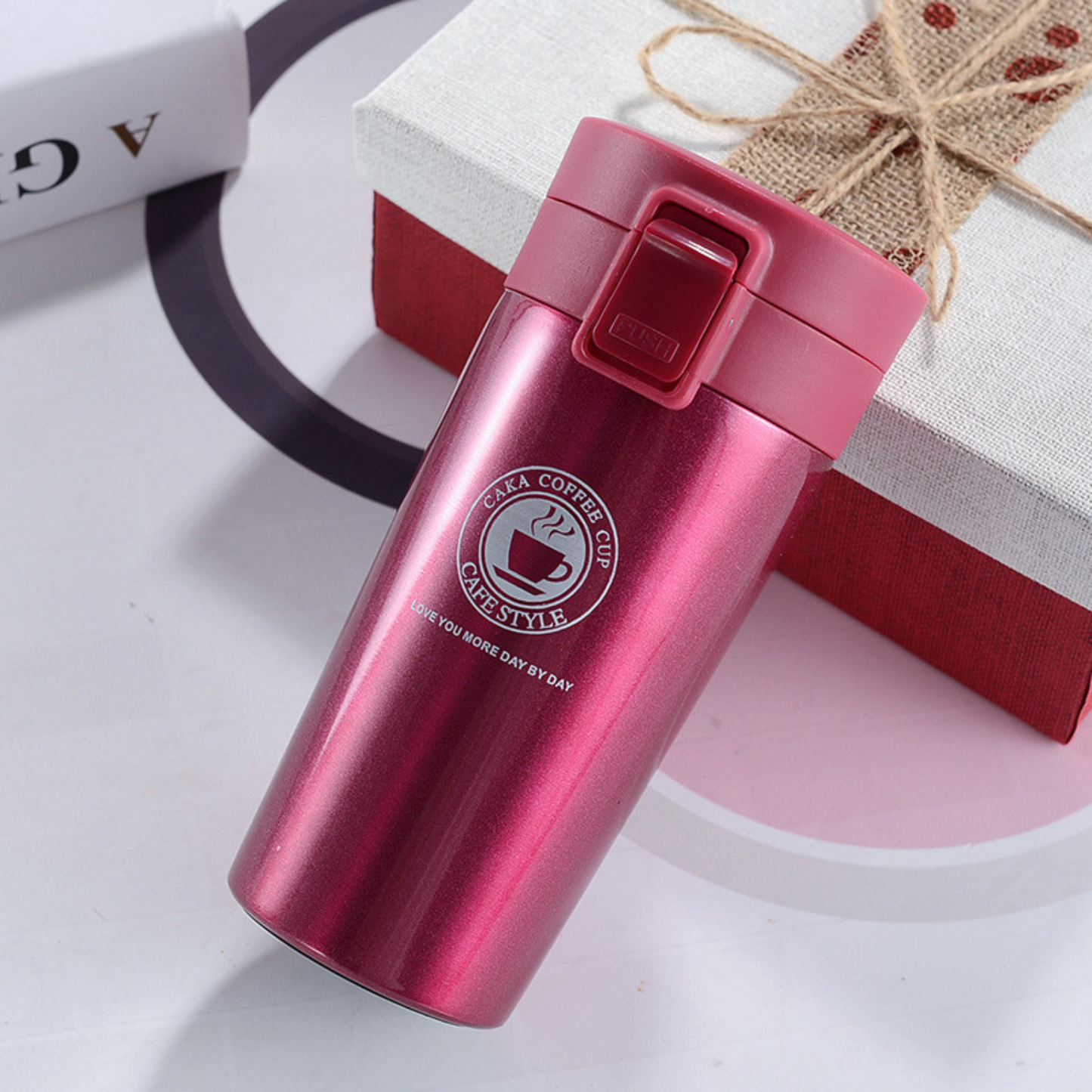 mug isotherme inox rouge a cote boite cadeau